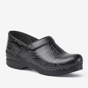Size 40 Dansko Women's Professional Black Tooled Clog.